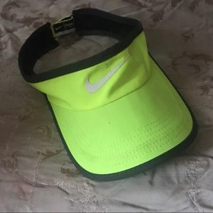 Nike visor